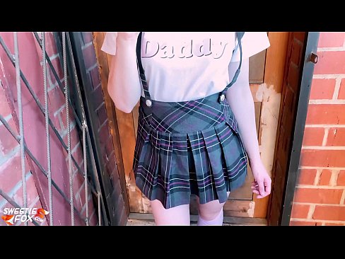 ❤️ Schoolgirl nyedot kontol nya deeply jeung fucks tinimbang kelas. Sex di urang ❌❤
